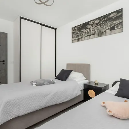 Nowoczesny Z Parkingiem W Gdansku By Renters Gdansk