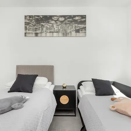 Nowoczesny Z Parkingiem W Gdansku By Renters * 그단스크