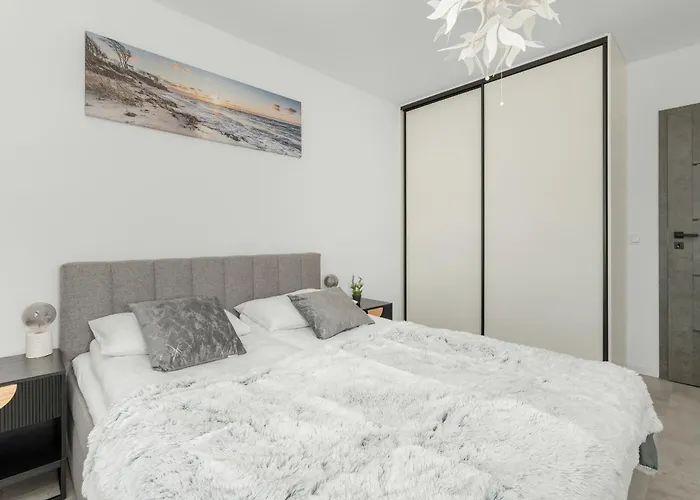 Nowoczesny Z Parkingiem W Gdansku By Renters Daire *