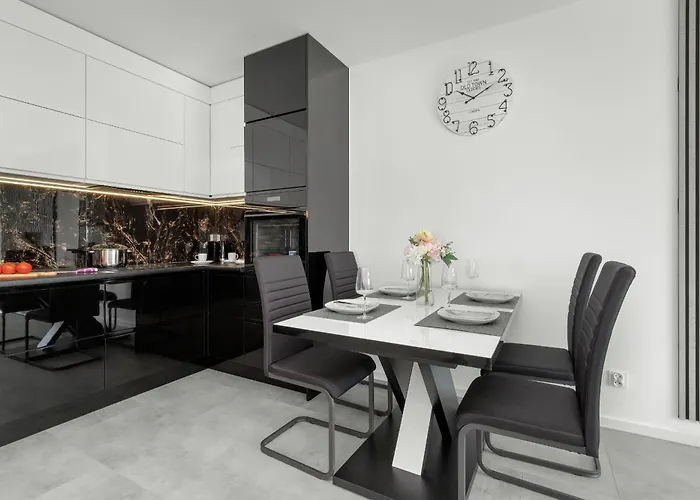 Daire Nowoczesny Z Parkingiem W Gdansku By Renters *